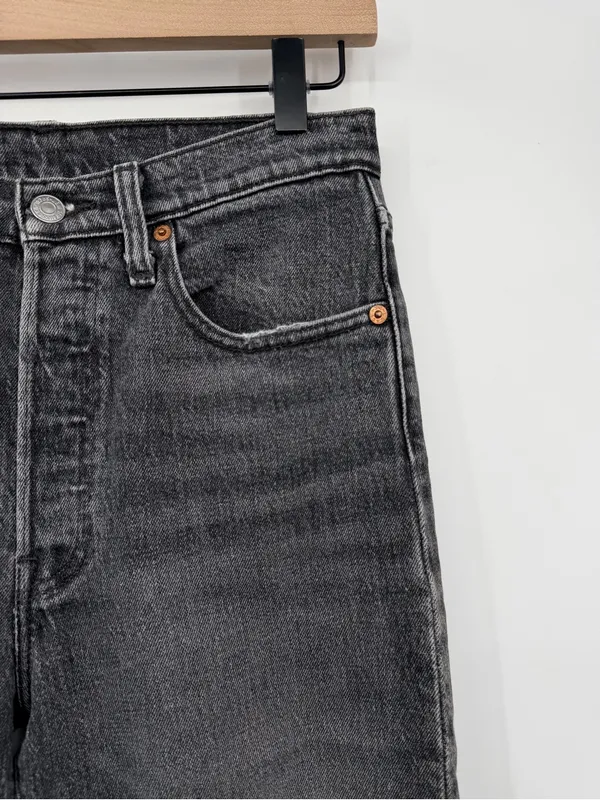 Levi’s 501 Skinny Jeans Women’s 27 Black Coast High Rise Button Fly - Image 6