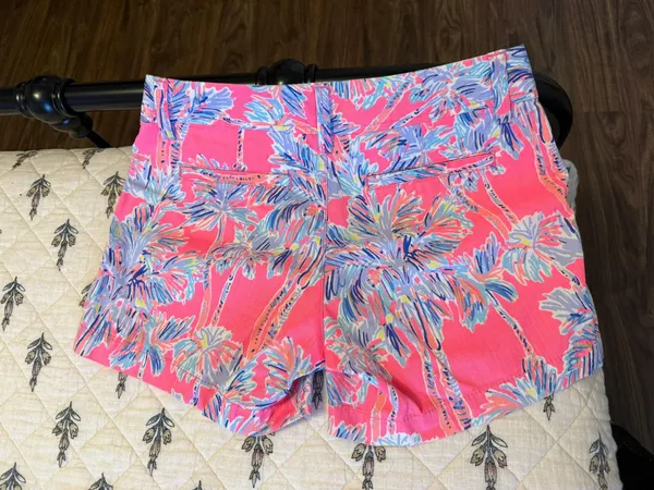 Lilly Pulitzer Callihan Shorts - Image 3