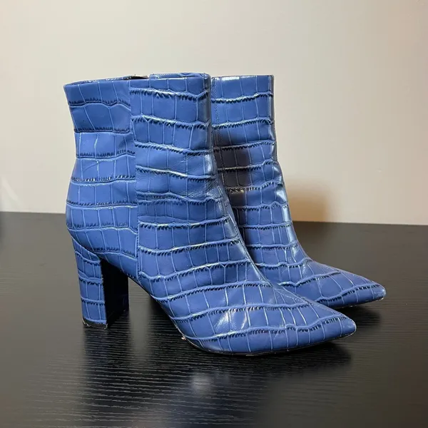 Marc Fisher LTD Blue Croc Embossed Pointed Toe Block Heel Ankle Boots Size 8.5 - Image 5
