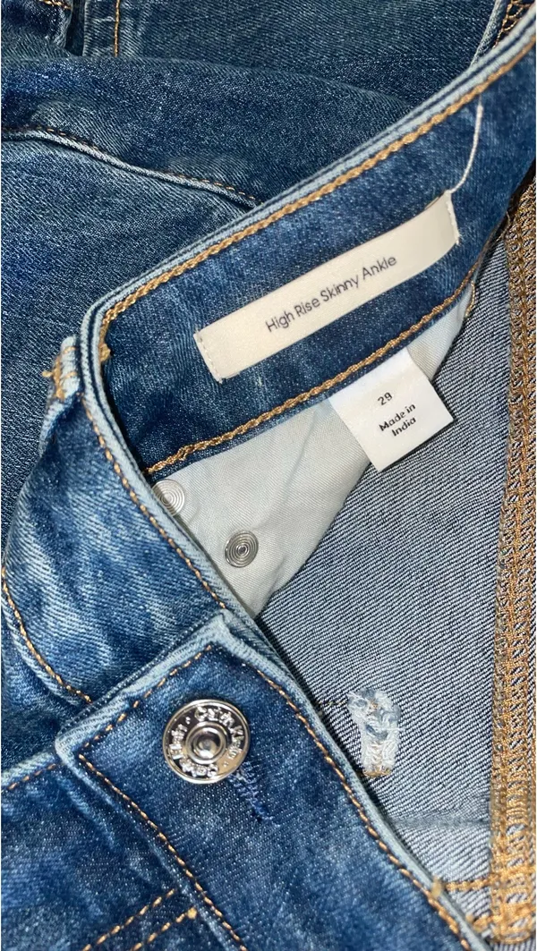 Calvin Klein Jeans - Image 3
