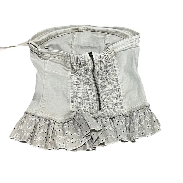 Kimchi Blue Strapless Corset Tube Top Womens M Light Wash Blue Eyelet - Image 3