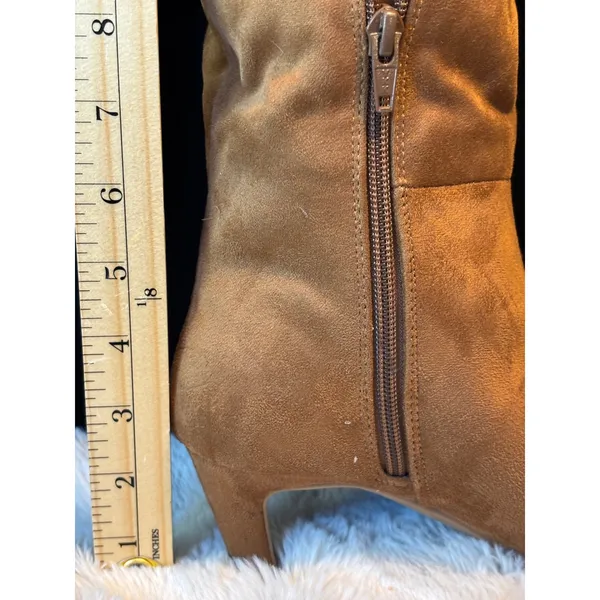 Target Tan Faux Suede Pointed Toe Kitten Heel Knee High Boots Size 9 Y2K costume - Image 7