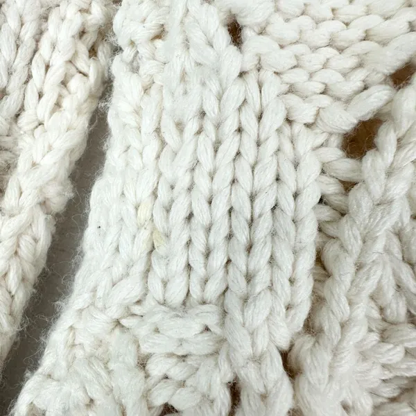 The Limited Vintage Y2K Crochet Knit Sweater Cardigan Size Small Chunky Cream - Image 4