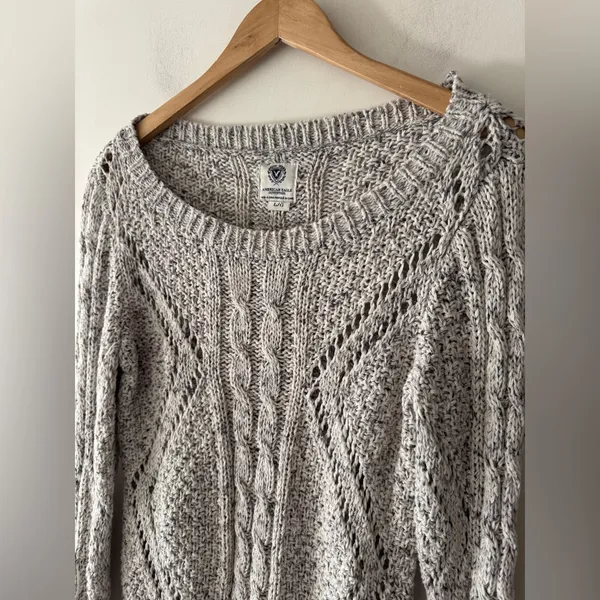 American Eagle Marled Gray Chunky Knit Y2K‎ Sweater - Image 2