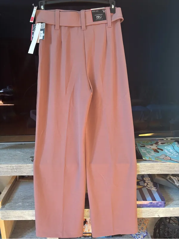 High-Rise Wide Leg Tie-Waist Pants in Mauve - Image 4