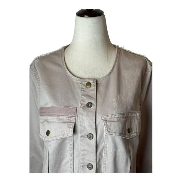 Free People Pink Distressed Button Front Crew Neck Lou‎ Military Jacket Size M - Image 4