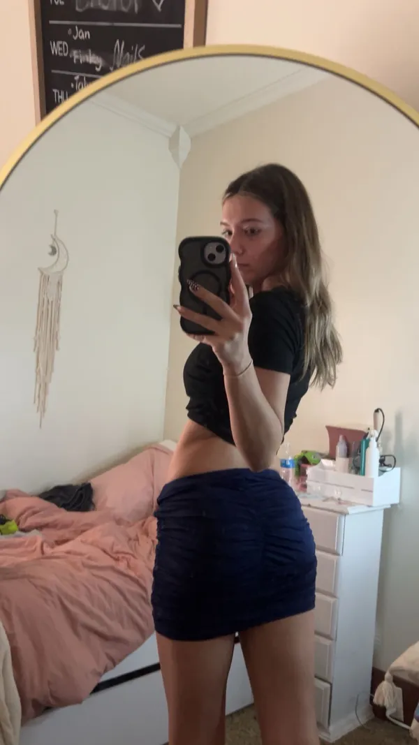 Dark Blue skirt amazon!  - Image 2