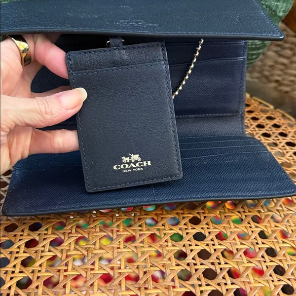 Coach Mid-Y2K Blue Pebbled Leather ID Strap Clutch Wallet - Image 3