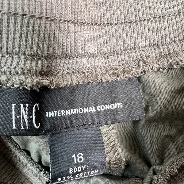 INC International Concepts Olive Green Floral Embroidered‎ Cropped Pants 18 - Image 5