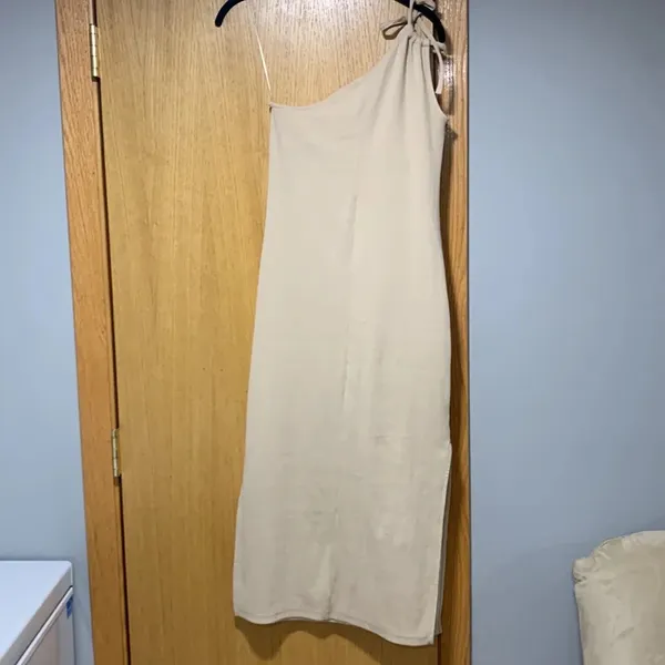 Old Navy One Shoulder Midi Dress - Image 5