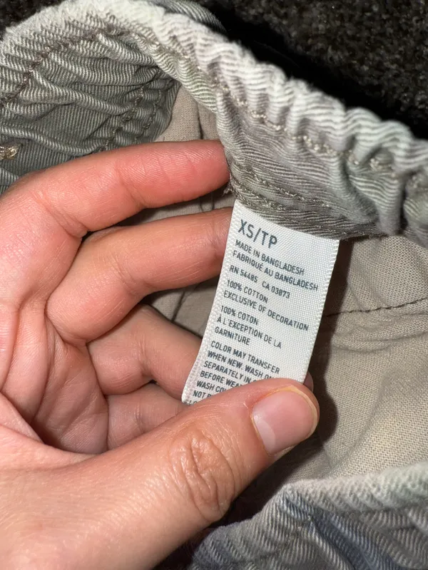 American Eagle Camo Cargo Pants Size XS - Image 2