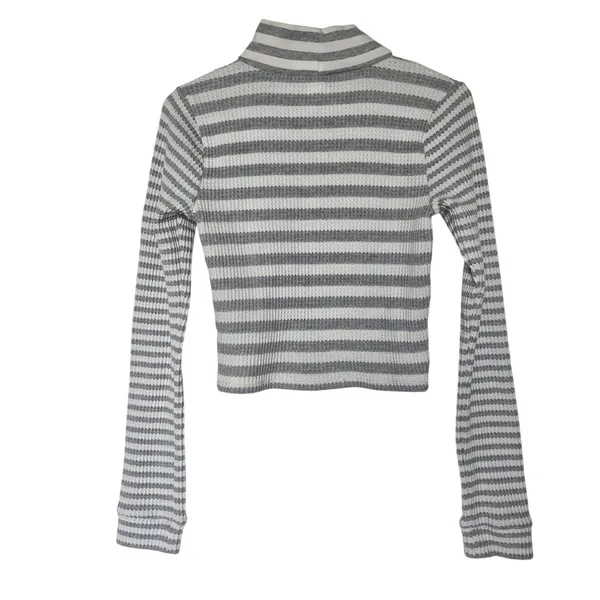 Aerie Gray Striped Long Sleeve Waffle Knit Turtleneck Pullover Crop Top Medium - Image 2