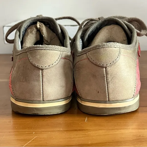 Keen Coronado Red Canvas Taupe Leather Low Top Sneakers Womens 8.5 1004619‎ - Image 9