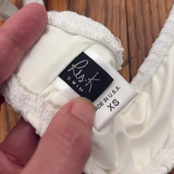 Ris-k Allure Bikini Top Textured White Size XS NWOT‎ Swimsuit - Image 6