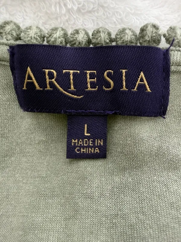 Artesia Sleeveless Tiered Boho Tank Top with Lace Detail-L - Image 2