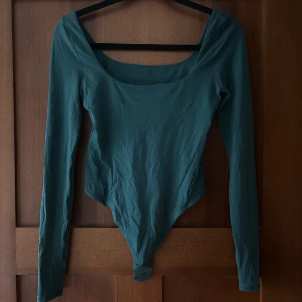 Lululemon Long Sleeve Bodysuit - Image 5