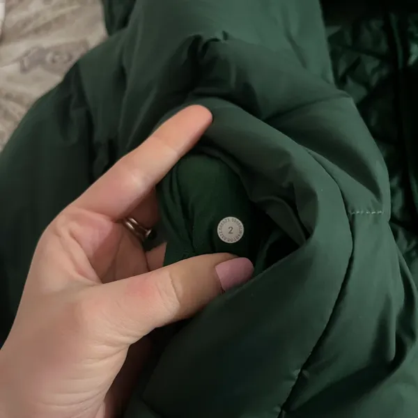 Lululemon Wunder Puff Cropped Jacket Everglades Green Size 2 - Image 3