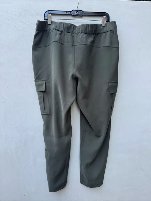 Lululemon Ready Set Cargo Pants Dark Olive Travel Woven Size 12 - Image 2
