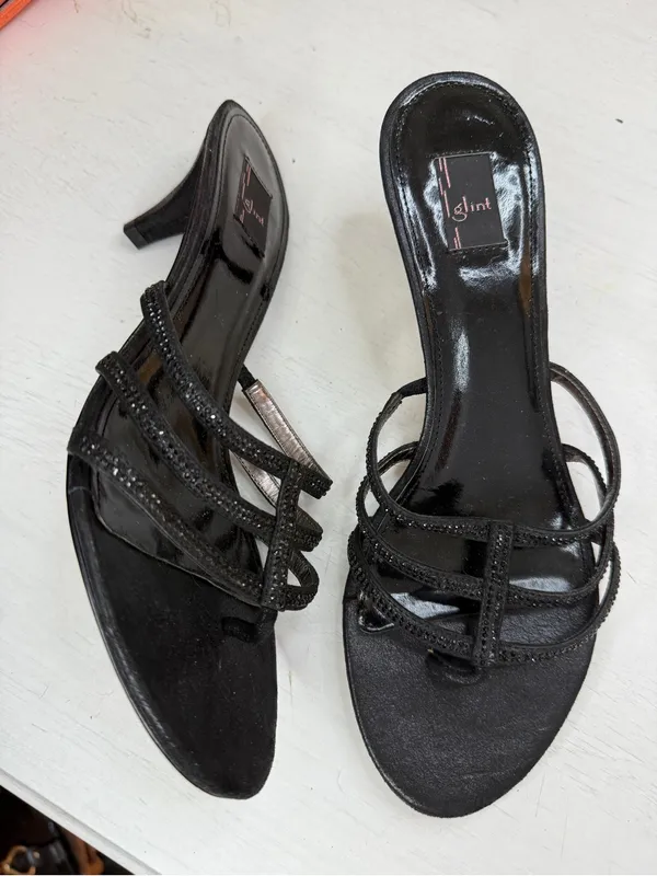 Glint Crystal Accent Strappy Black Heels Sz 9.5 - Image 2