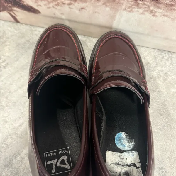 Dirty Laundry Burgundy Patent Faux Leather Chunky Heeled Loafers Women’s Sz 10 - Image 8
