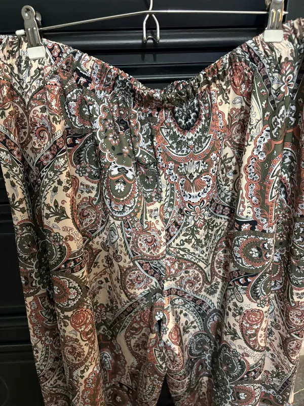 Paisley print size 2X wide leg boho pants Multiple - Image 2