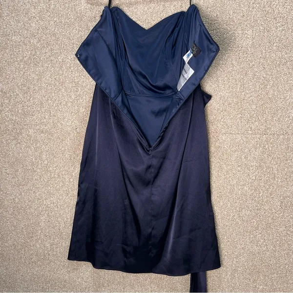 Imperfect wedding guest dress sample dress midnight blue sweetheart strapless 14 - Image 3