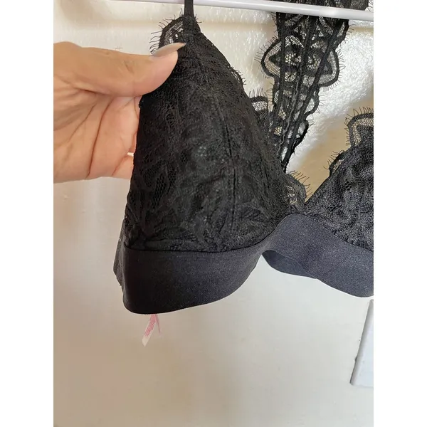 Victoria’s Secret Womens Bralette Bra Black Lace Triangle Logo Pullover Sz Small - Image 6
