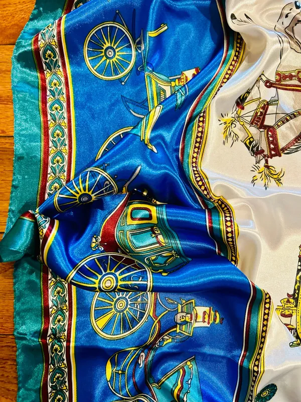 VINTAGE EQUESTRIAN horse&carriage ROYAL BLUE silky SCARF 35’/35’ inches - Image 4
