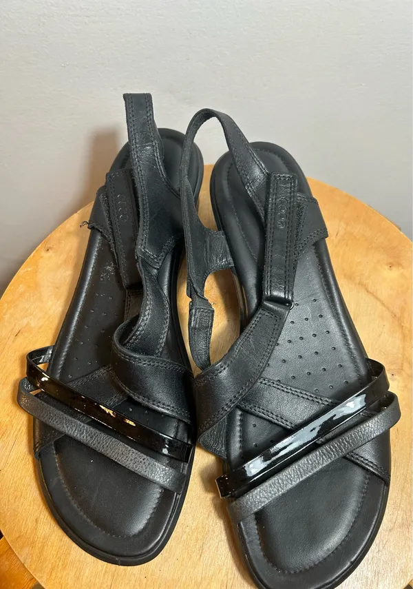 New women's sandals. Ecco brand. $40 - Image 2