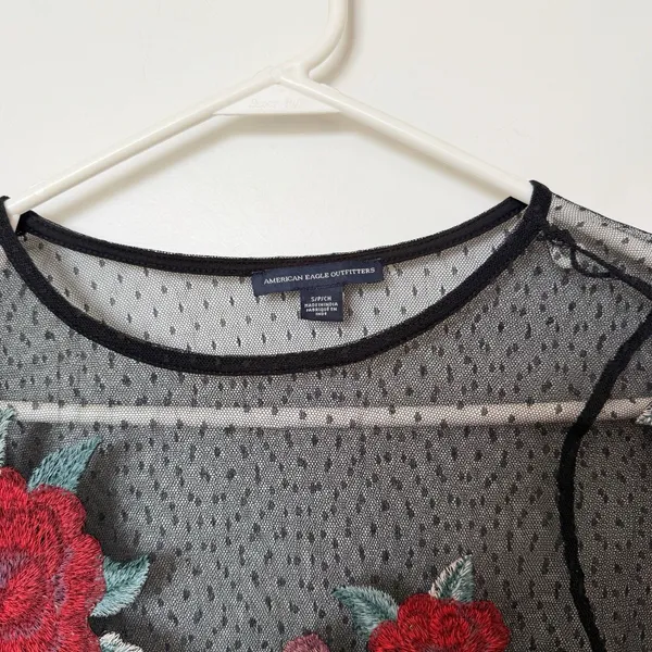 AEO Womens Dark‎ Romance Sheer Floral Appliqué Top Size Small Whimsigoth Fairy - Image 4