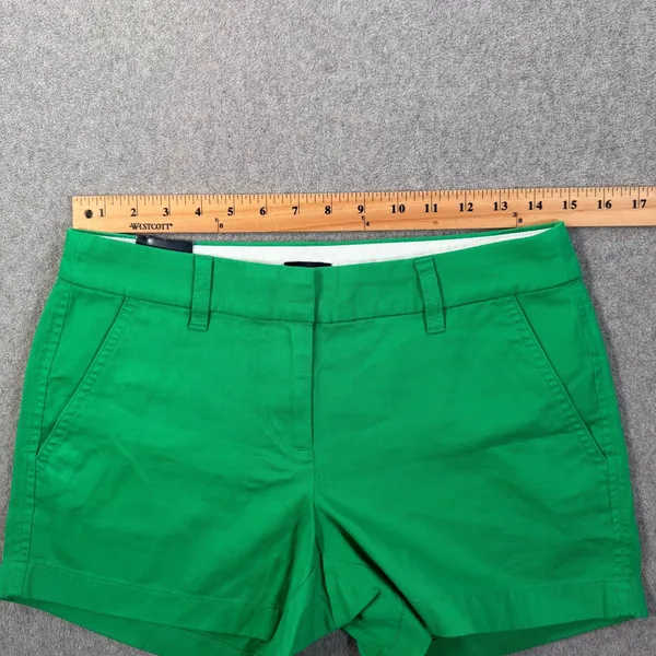 J.Crew Women's Size 2 Green Chino Shorts 3.5" Inseam Mid Rise New - Image 3