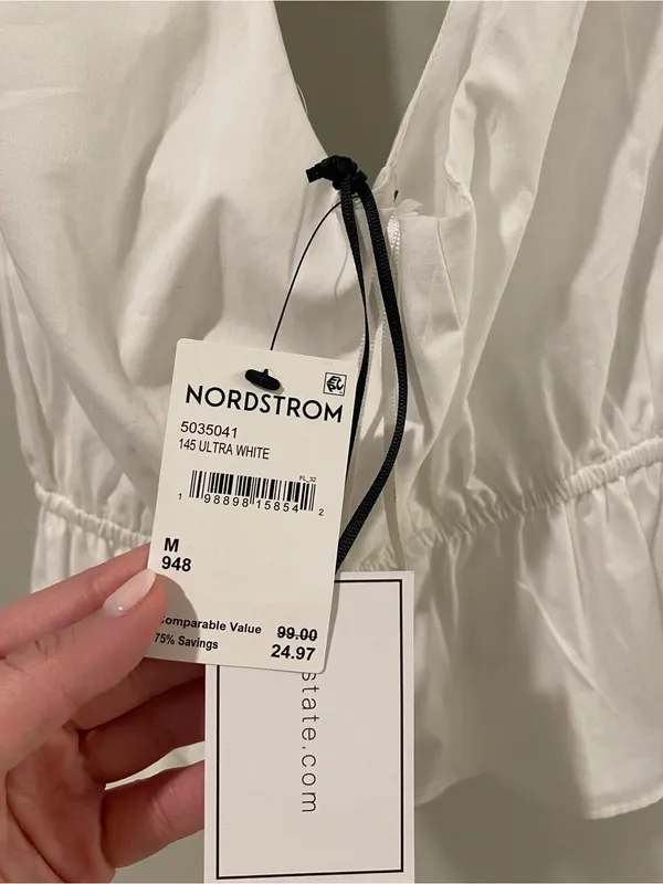 NWT - 1.State Keyhole Peplum Top Size Medium - Image 4