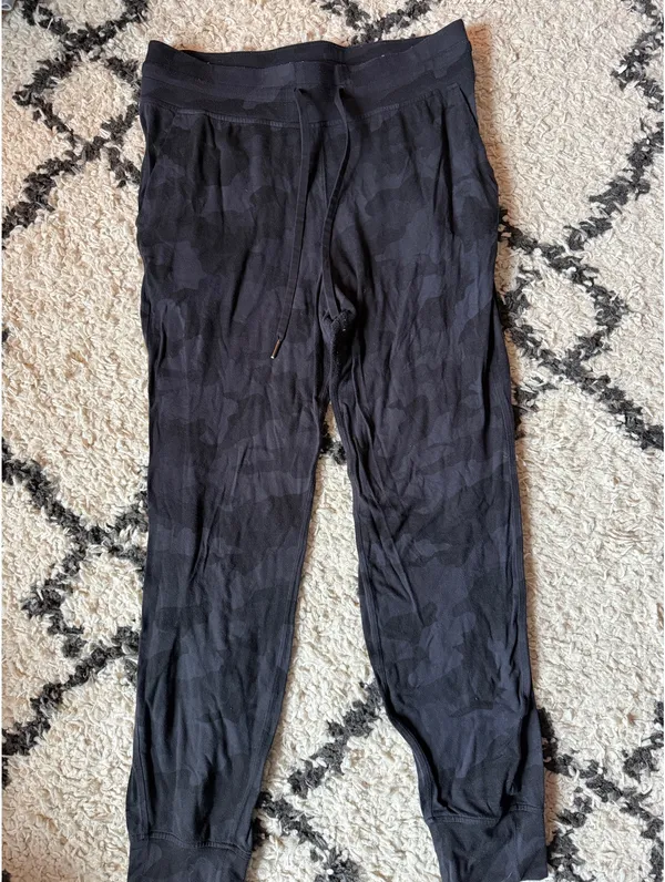 Lululemon Ready to Rulu Camo Joggers - Image 4