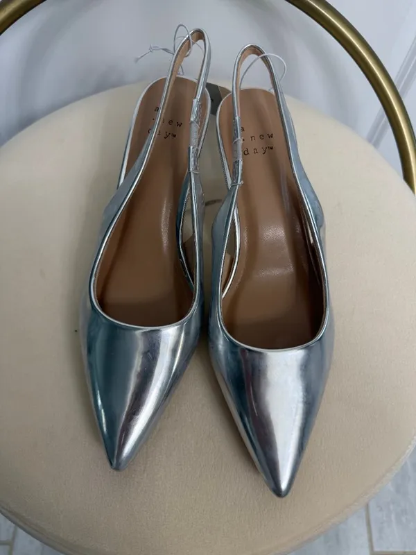 NWT A New Day Silver Pointed Toe Slingback Flats 6.5 - Image 4