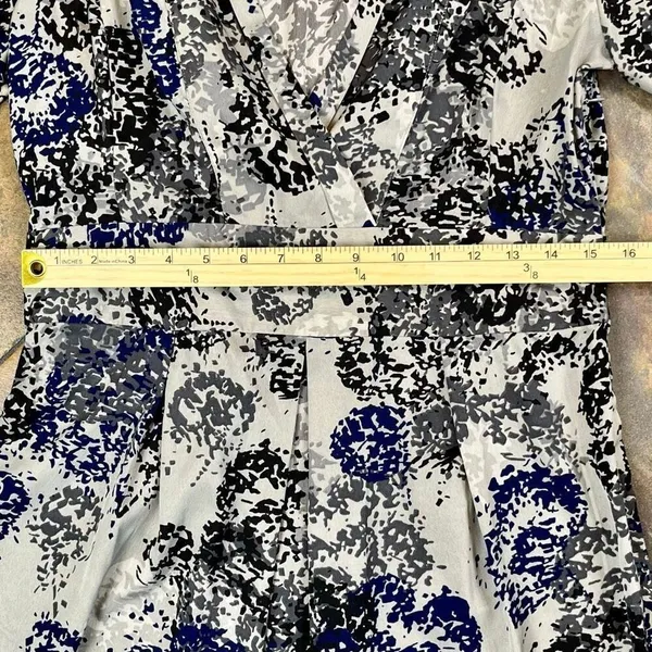 Banana Republic Women's V-neck Multicolor Short Puff Sleeved Dress 10 - Image 4