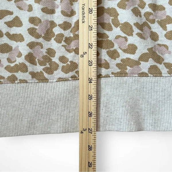 AERIE Women's Oversized Leopard Print Crewneck Sweatshirt Medium |‎ EUC - Image 12