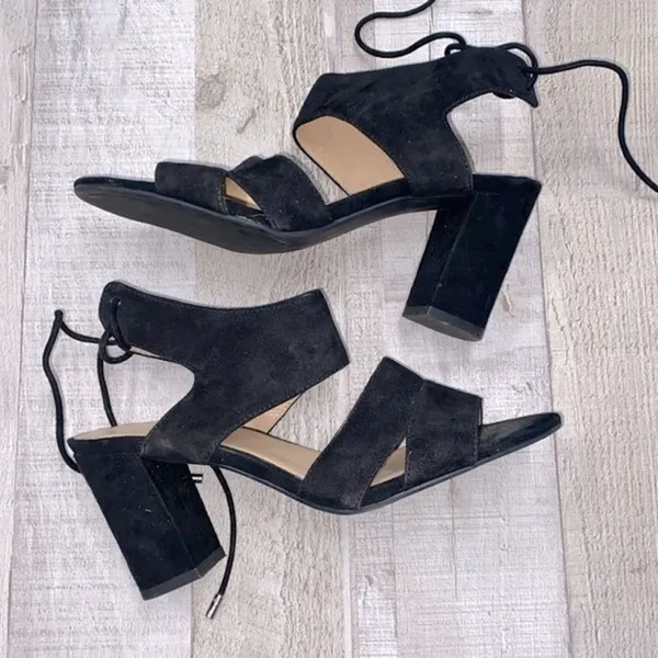 Franco Sarto black block heels size 6 1/2 medium - Image 4