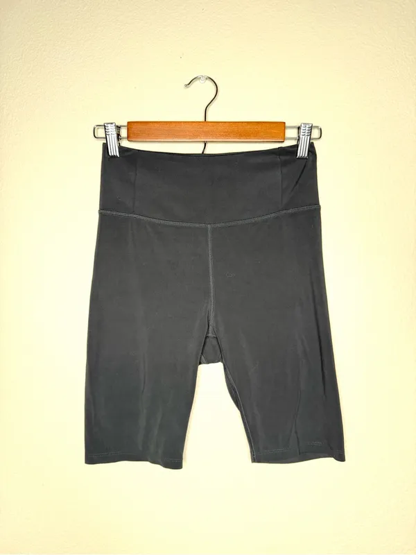 Girlfriend Collective Women High Rise Biker Shorts M Grey Workout Pilates Gym - Image 2
