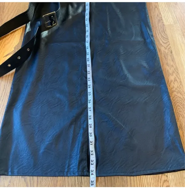 NWOT venti6 Italy Faux Leather Shoulder Pad Mini Dress size L - Image 9