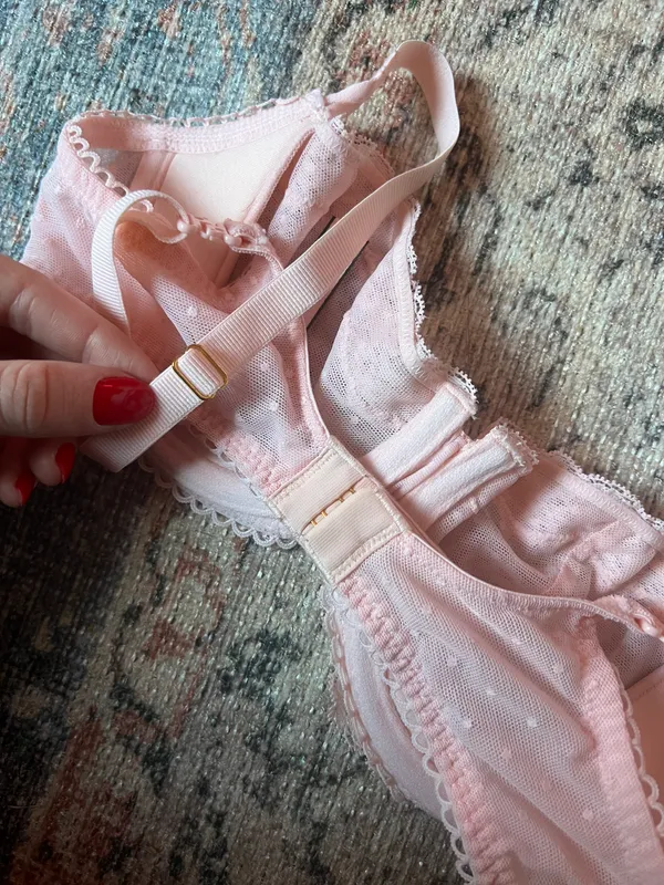 pink bra Size 34 B - Image 4