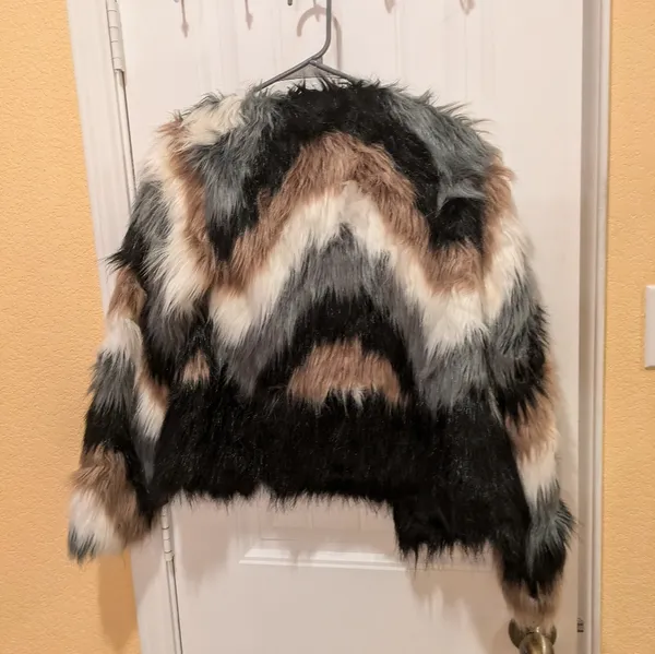 John + Jenn Faux fur coat Size XS - Image 13