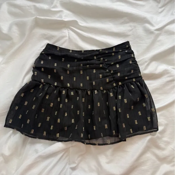 Zara Black Mini Skirt with Gold Accents - Image 4