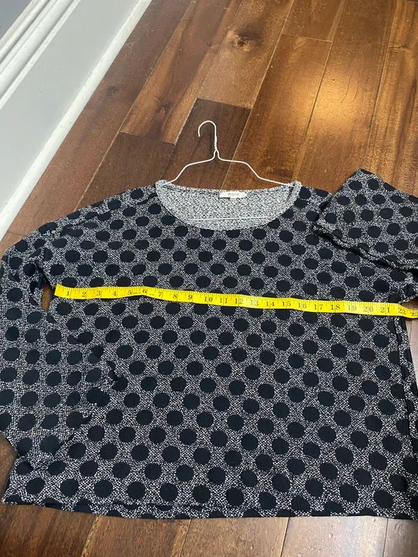 Madewell Sweater. Large - Image 8