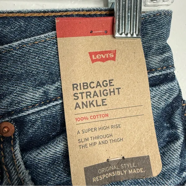 NWT Levi's Ribcage Straight‎ Ankle Jean Super HighRise Distressed Blue 29 x 27 - Image 6