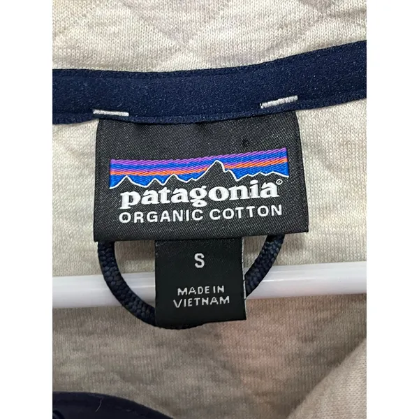 Patagonia Women’s Organic Cotton Quilt Snap-T Pullover Birch White Navy Small - Image 5