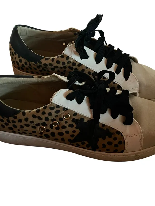 Women's Boutique CCOCCI Marcie Cheetah Star Lace Up Platform Sneakers - Image 4