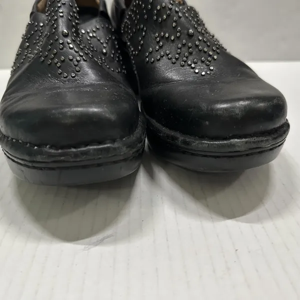 Ariat Strathmore Clog Shoes Womens 8.5B‎ Black Leather Studded Floral 21201 - Image 8