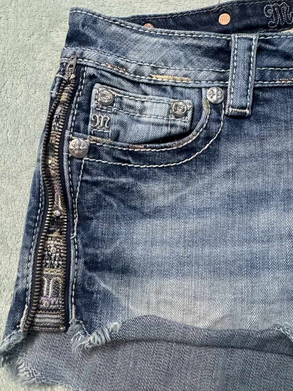 Miss Me Side Zip signature Shorts Cut off denim jean embroidered pocket - Image 6
