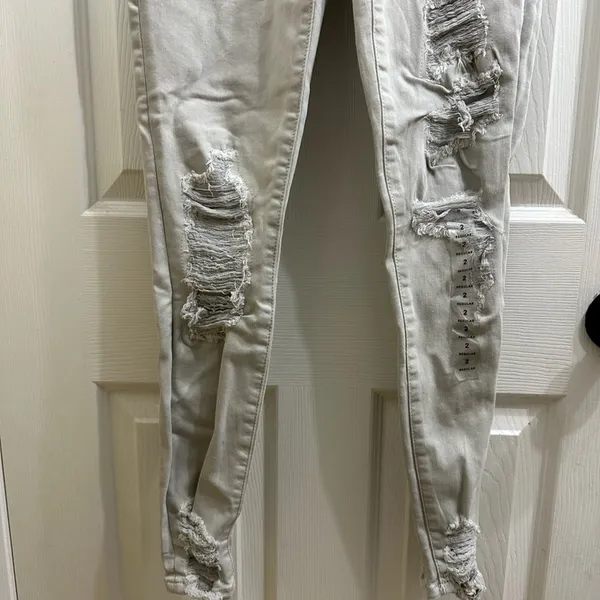 NWOT American Eagle Ripped & Distressed Super Stretch Jeans Gray/Beige Size 2 XS - Image 3
