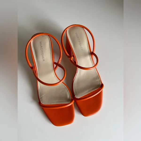 Marc Fisher Orange Heels - Image 4